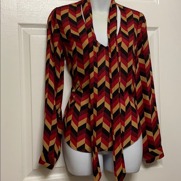 Tie Neck Top - Picture 3 of 4